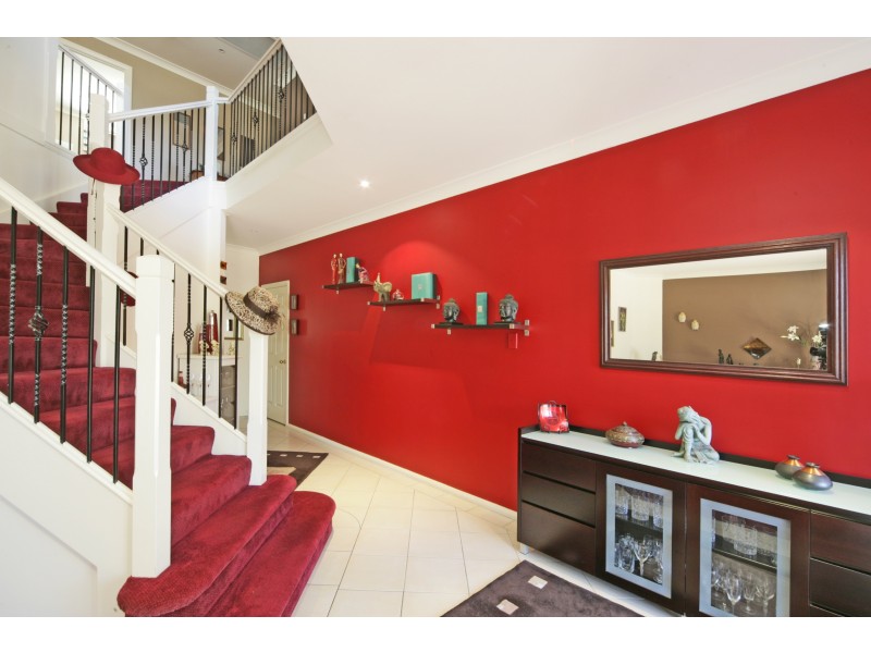 15 Lochview Crescent, Mount Annan NSW 2567