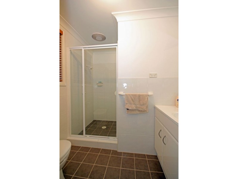 13 Lochview Cres, Mount Annan NSW 2567