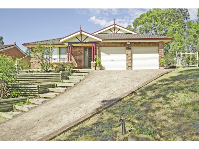 25 Smith Place, Mount Annan NSW 2567