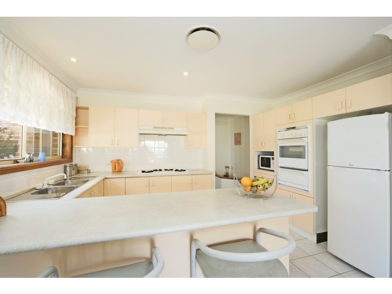 25 Smith Place, Mount Annan NSW 2567