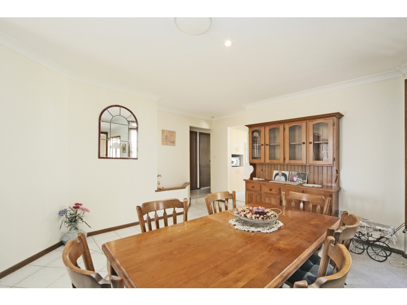 25 Smith Place, Mount Annan NSW 2567