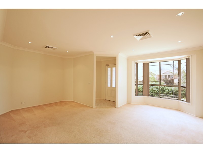 34 Kingston Road, Mount Annan NSW 2567