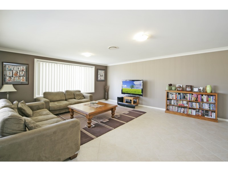 25 Tuart Circuit, Narellan Vale NSW 2567