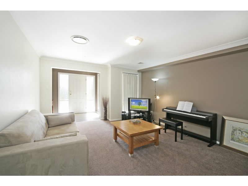 25 Tuart Circuit, Narellan Vale NSW 2567