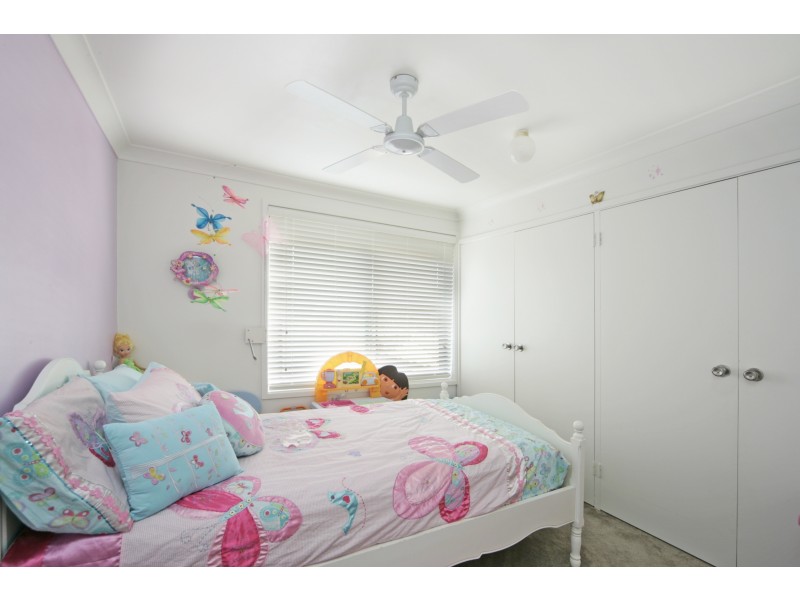 7 Ettalong Place, Woodbine NSW 2560