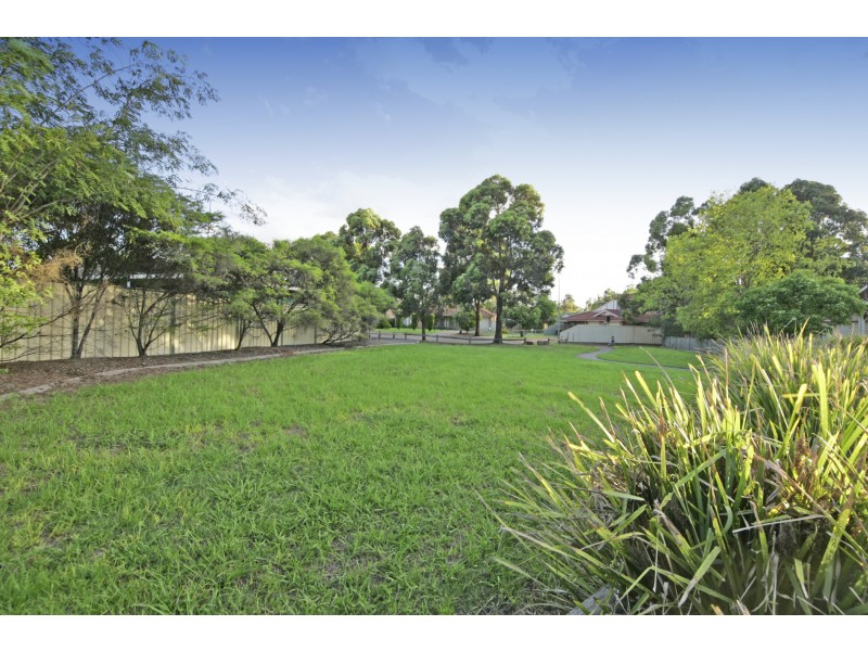 7 Patrick Place, Currans Hill NSW 2567