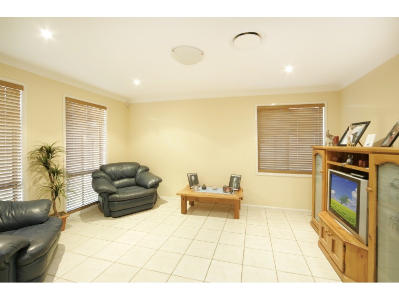 7 Patrick Place, Currans Hill NSW 2567