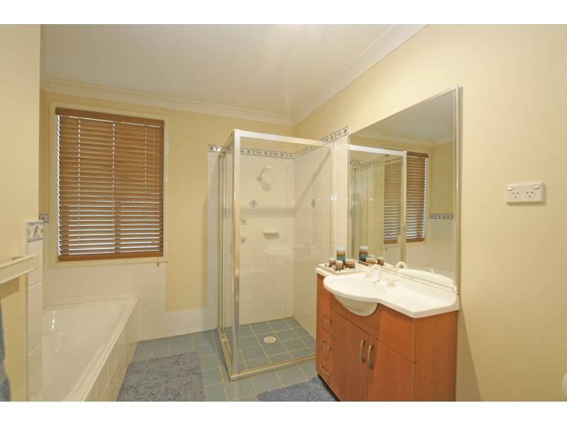 7 Patrick Place, Currans Hill NSW 2567