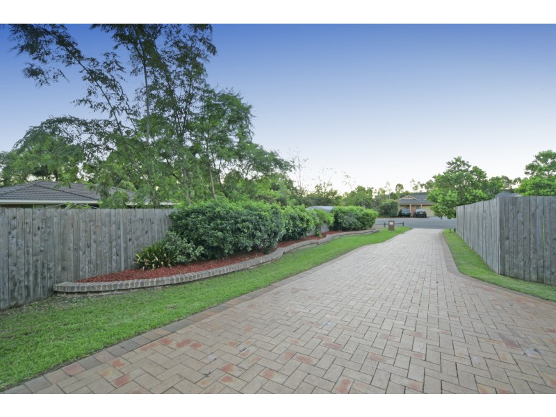 7 Patrick Place, Currans Hill NSW 2567