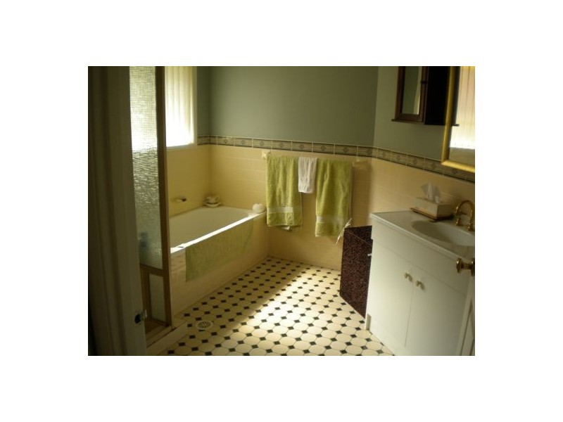 2B Kent Road, Narellan Vale NSW 2567