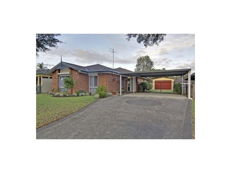 76 Paddymiller Ave, Currans Hill NSW 2567