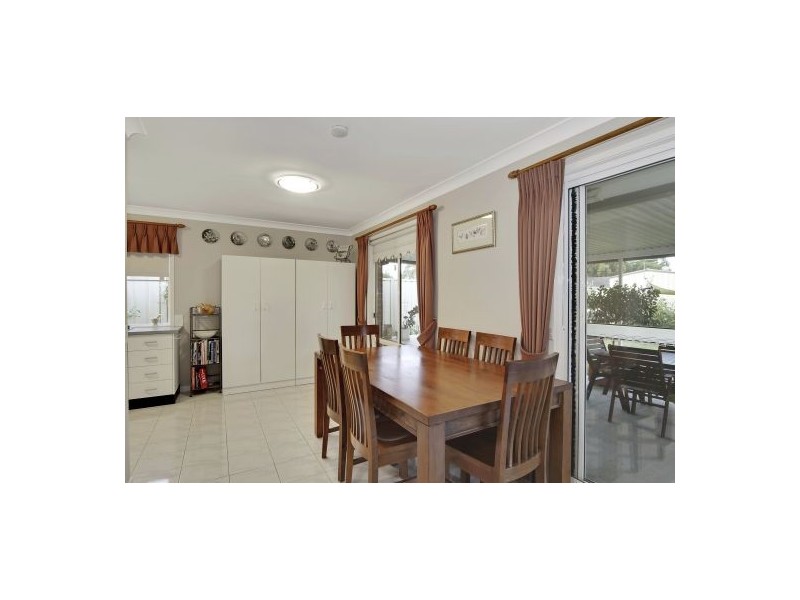 76 Paddymiller Ave, Currans Hill NSW 2567