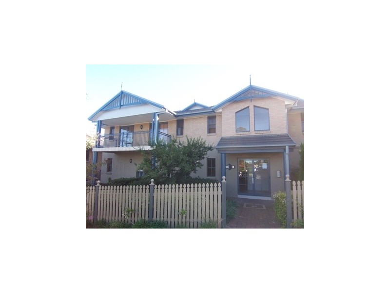 16/1-7 Barsden street, Camden NSW 2570