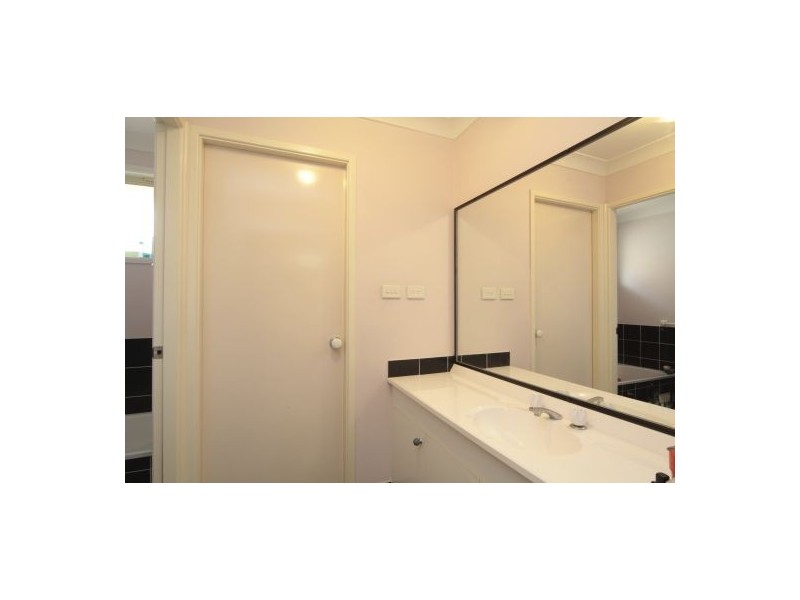 190 Welling Drive, Mount Annan NSW 2567