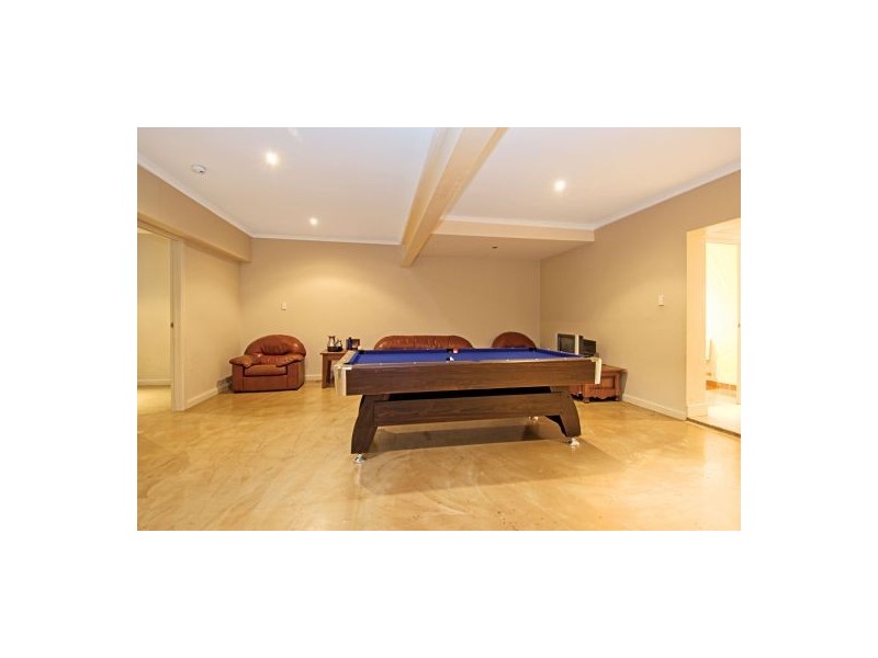 244 Donalds Range Road, Razorback NSW 2571