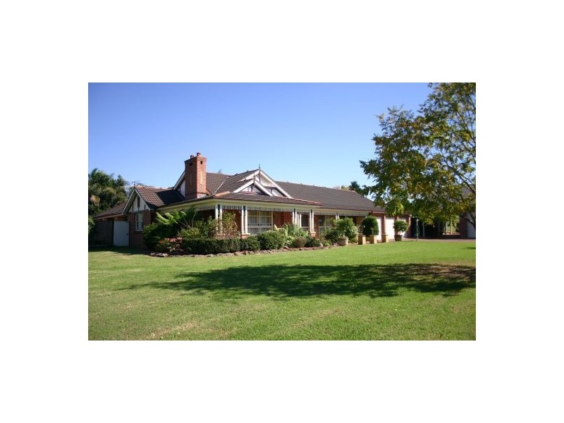 28 Culverston Place, Denham Court NSW 2565