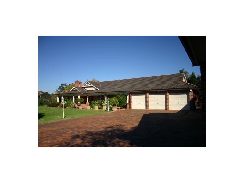 28 Culverston Place, Denham Court NSW 2565