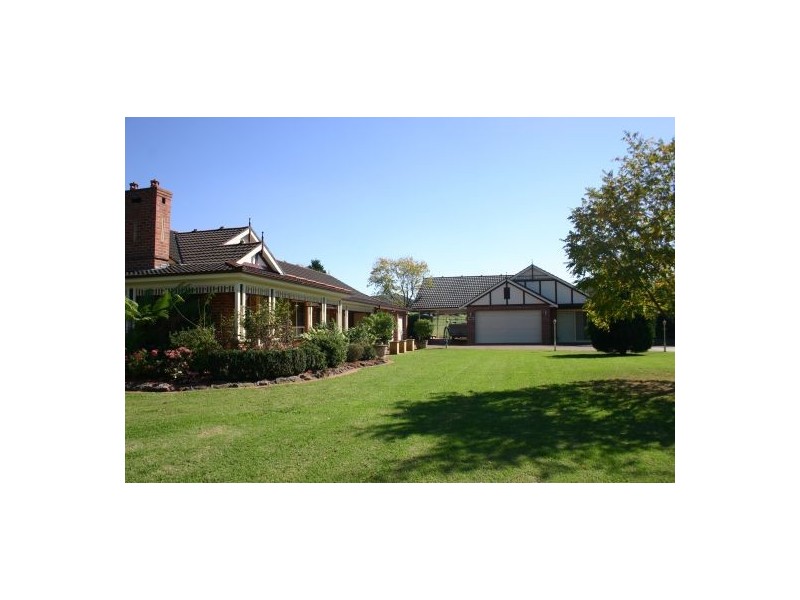 28 Culverston Place, Denham Court NSW 2565