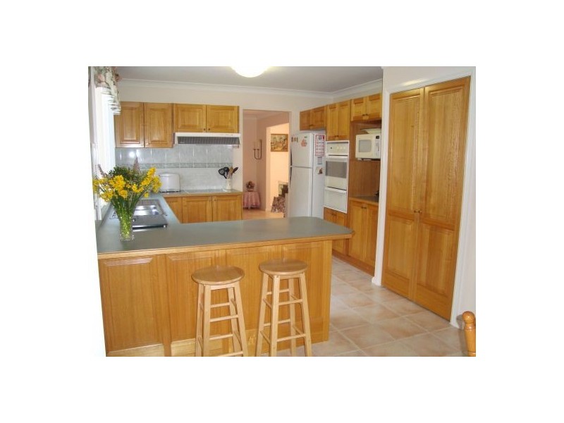 6 Fryer Street, Mount Annan NSW 2567