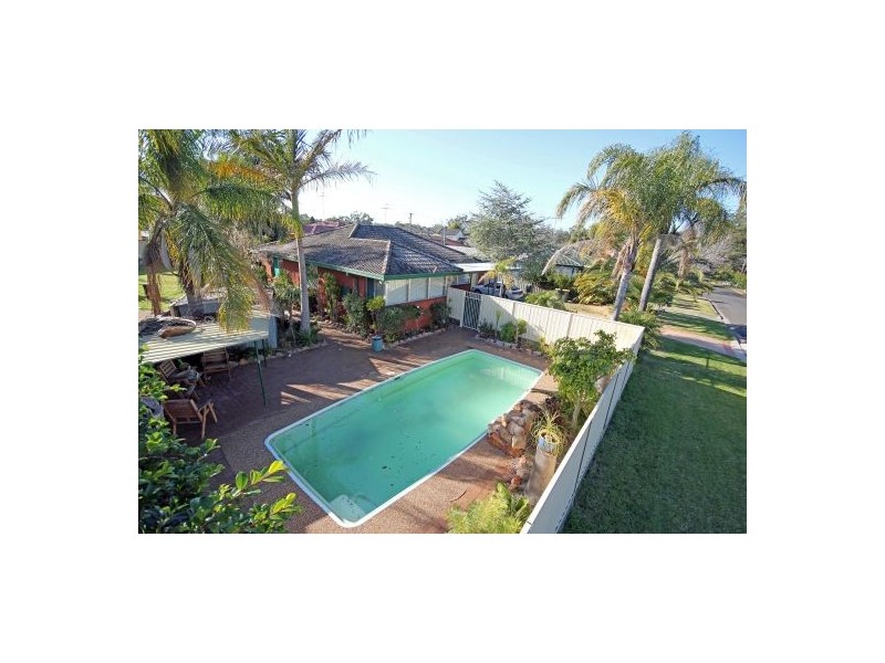 6 Canberra Crescent, Campbelltown NSW 2560