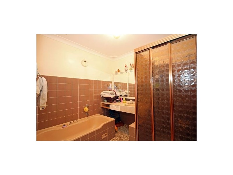 6 Canberra Crescent, Campbelltown NSW 2560