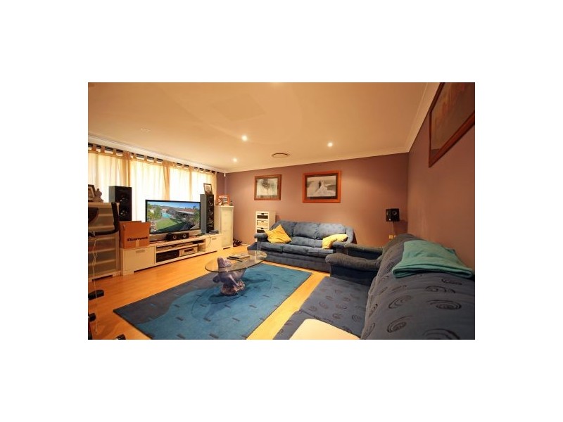 25 Sirius Circuit, Narellan NSW 2567