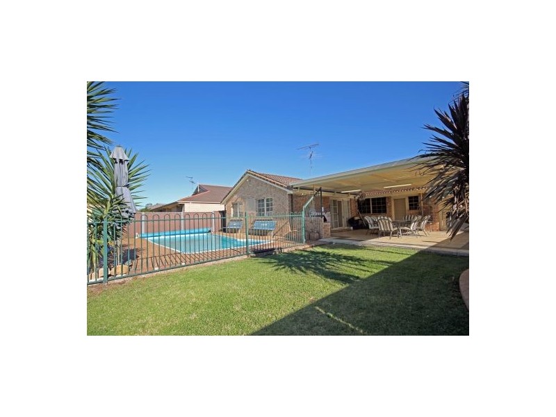 25 Sirius Circuit, Narellan NSW 2567