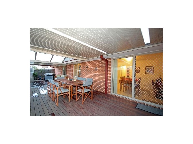 11 Quarters Place, Currans Hill NSW 2567