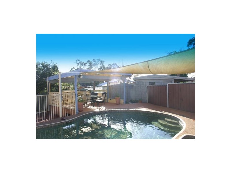 14 Cunningham Pl, Camden South NSW 2570