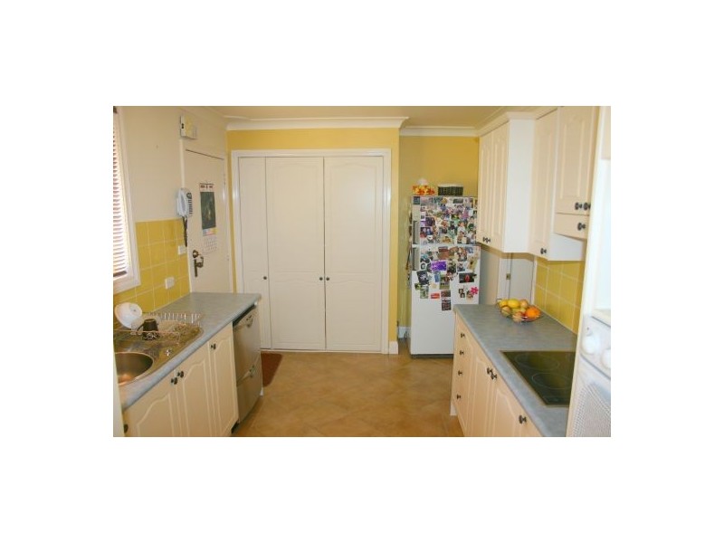 14 Cunningham Pl, Camden South NSW 2570