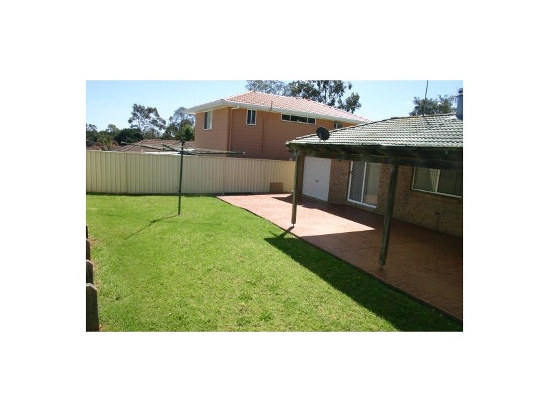 8 McEwan Circuit, Mount Annan NSW 2567