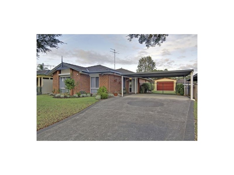 76 Paddymiller Ave, Currans Hill NSW 2567