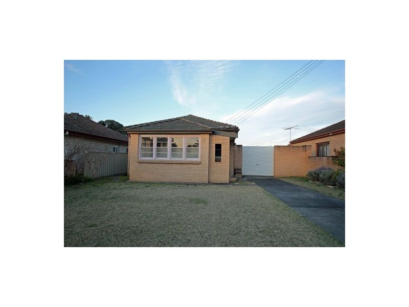 17 Doncaster Ave, Narellan NSW 2567