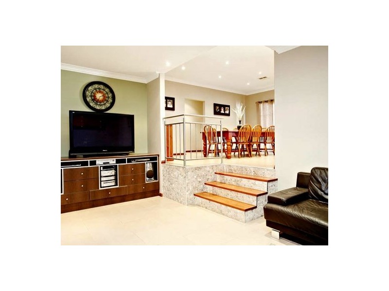 18 Harrison Ave, Harrington Park NSW 2567