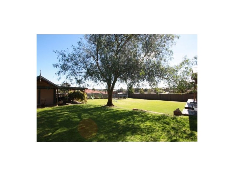 16 Hardwicke Street, The Oaks NSW 2570