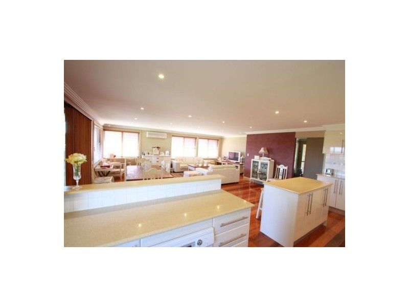 16 Hardwicke Street, The Oaks NSW 2570