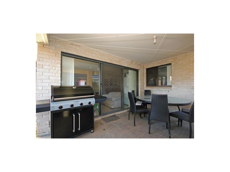 11 Ingham St, Spring Farm NSW 2570