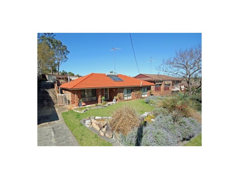 11 Peppercorn Ave, Mount Hunter NSW 2570
