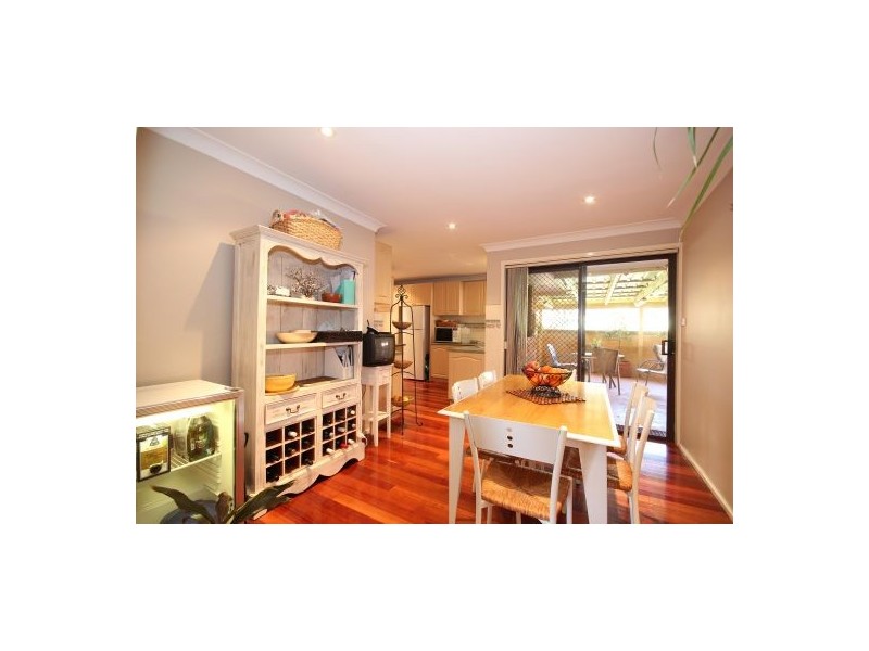 11 Peppercorn Ave, Mount Hunter NSW 2570