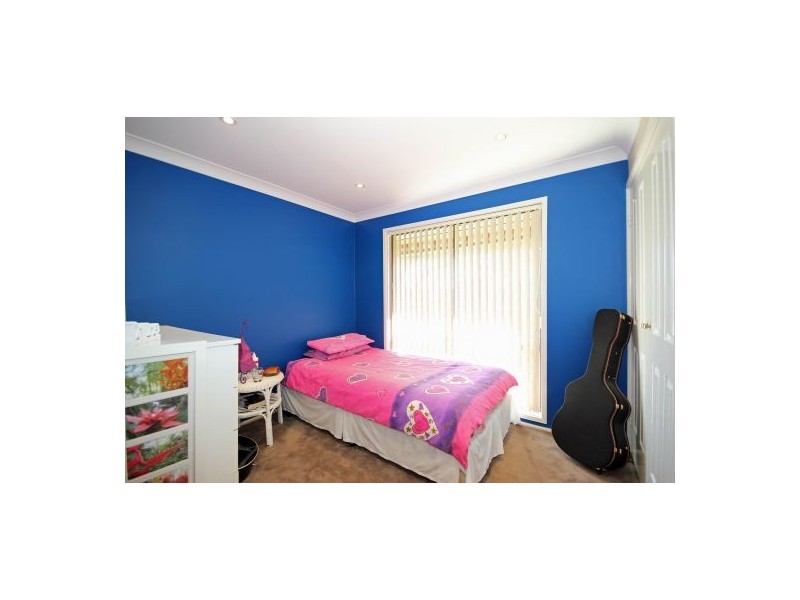 11 Peppercorn Ave, Mount Hunter NSW 2570