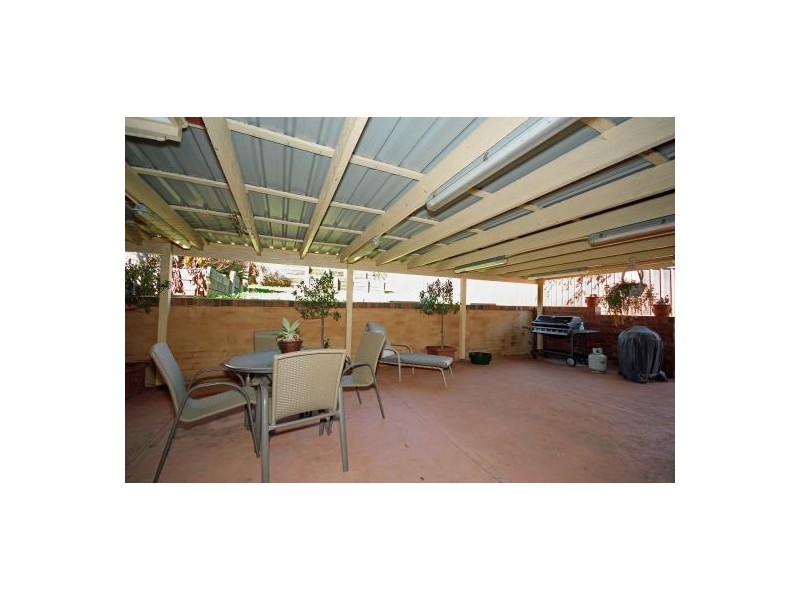 11 Peppercorn Ave, Mount Hunter NSW 2570