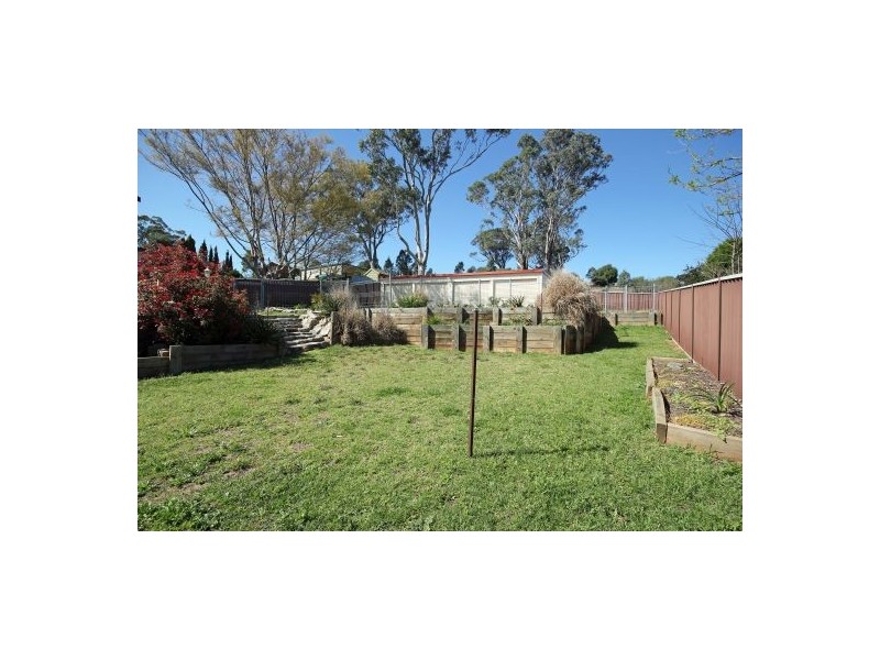 11 Peppercorn Ave, Mount Hunter NSW 2570