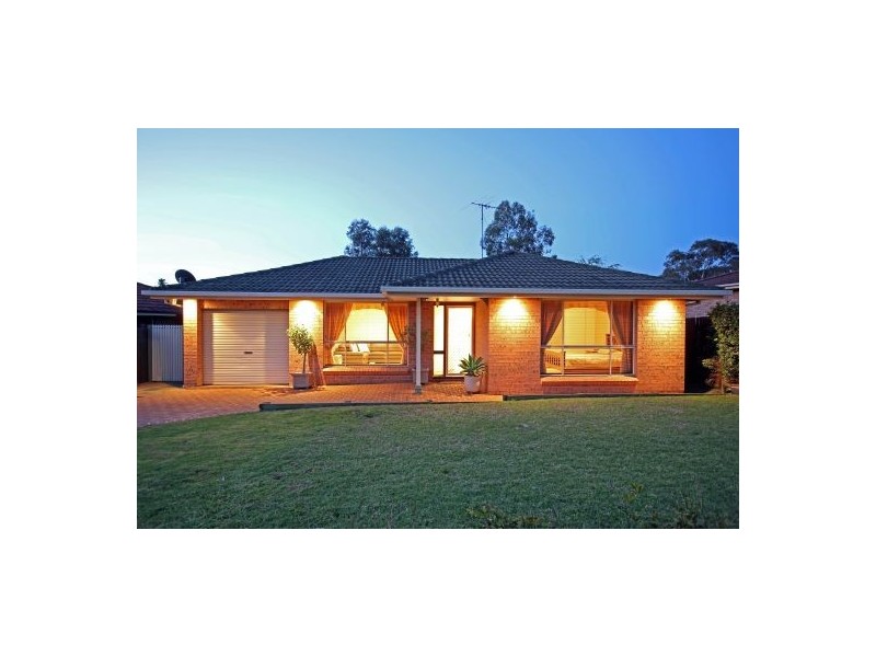 222 Welling Drive, Mount Annan NSW 2567