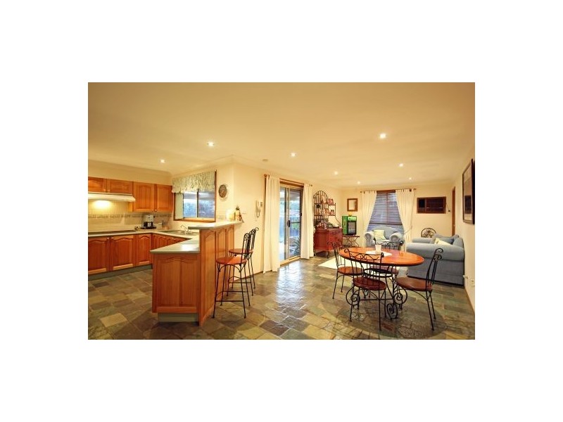 222 Welling Drive, Mount Annan NSW 2567