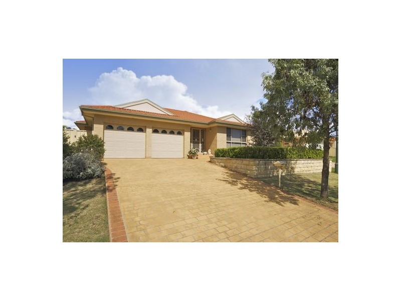 20 Lincoln Grove, Harrington Park NSW 2567