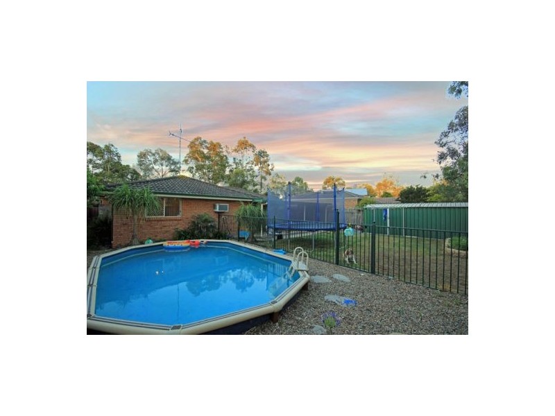 31 Dunbar Place, Mount Annan NSW 2567