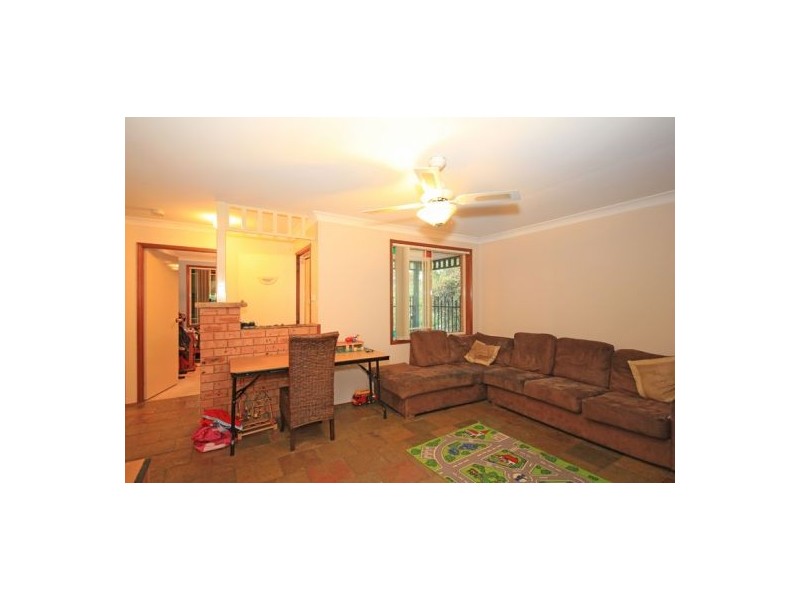 31 Dunbar Place, Mount Annan NSW 2567