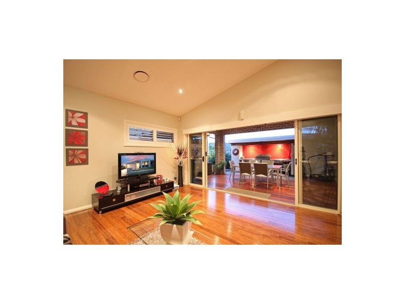 23 Kowald Street, Elderslie NSW 2570
