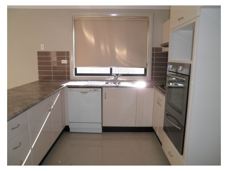 17 Red Ash Ave, Mount Annan NSW 2567