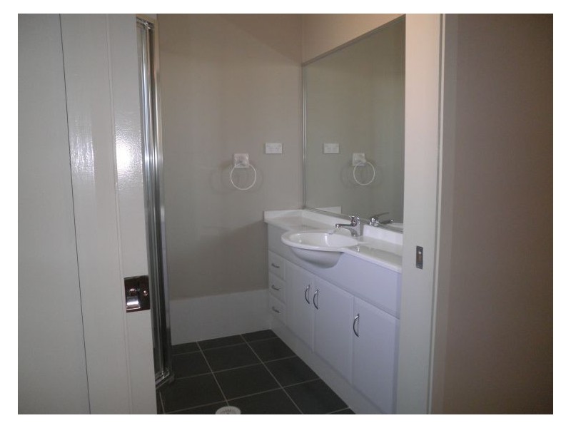 17 Red Ash Ave, Mount Annan NSW 2567